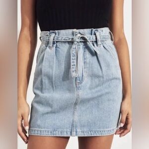 Hollister Tie Waist Jean Mini Skirt Light Wash Y2K Coquette Festival Beach Sz 26